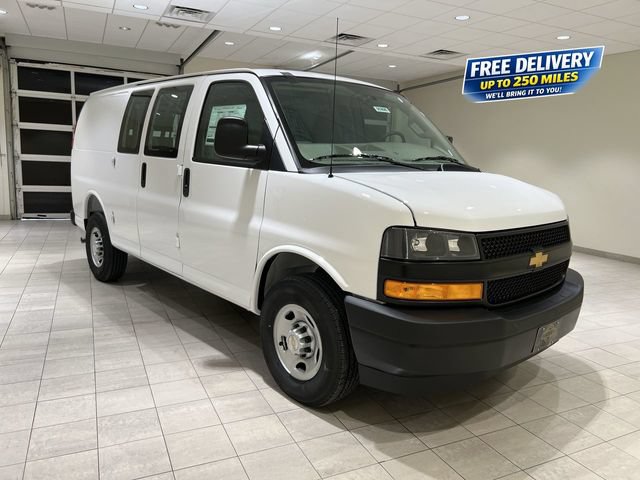 New 2026 Chevrolet Express 2500 w/ Driver Convenience Package RWD image 7