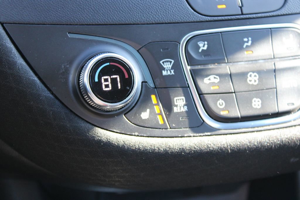 Used 2024 Chevrolet Malibu LT image 38