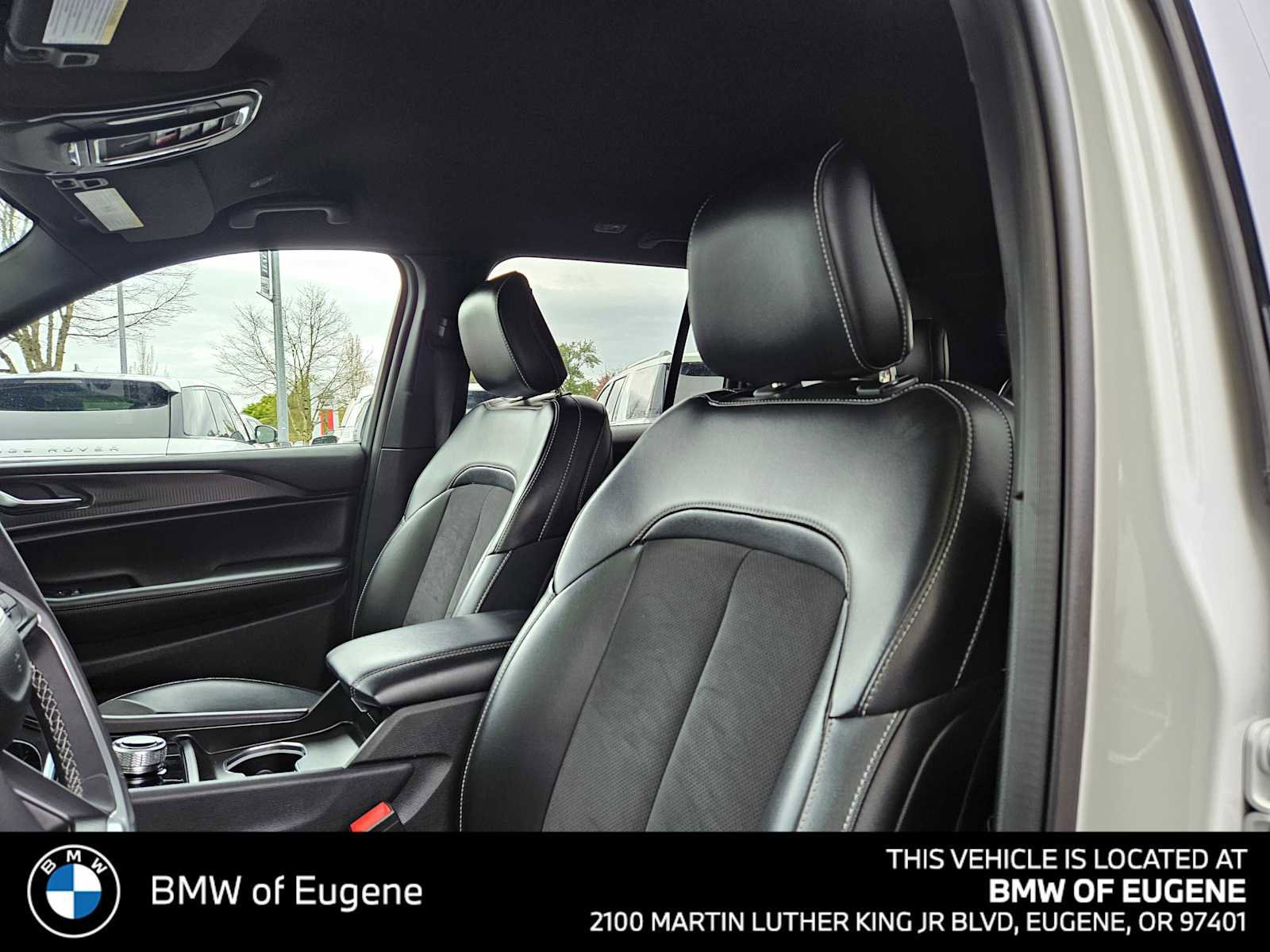 Used 2024 Jeep Grand Cherokee Altitude image 25