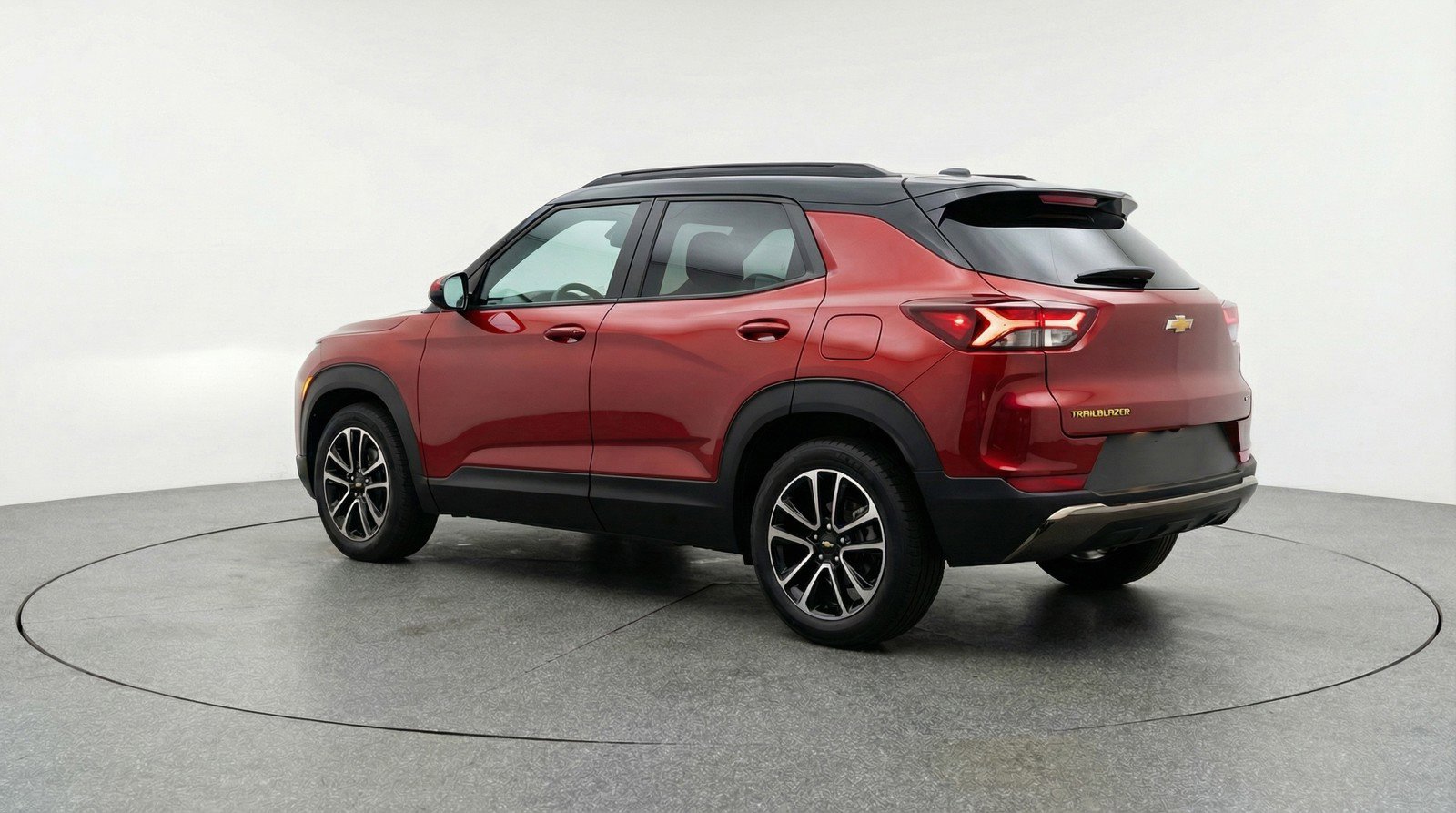 Used 2025 Chevrolet TrailBlazer LT FWD image 9