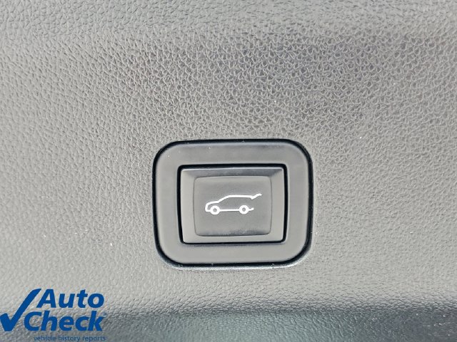 Certified 2023 Chevrolet Suburban High Country RWD image 10