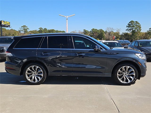 Used 2022 Lincoln Aviator Grand Touring w/ Equipment Group 301A image 10