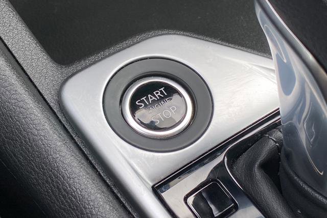Used 2023 Nissan Sentra SV FWD image 28