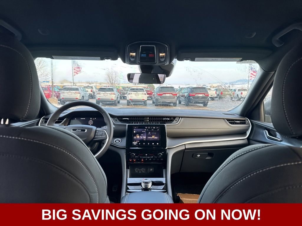 New 2025 Jeep Grand Cherokee L Laredo image 43