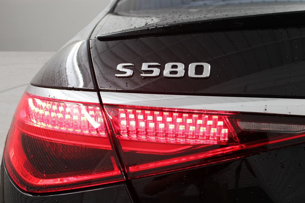 Used 2022 Mercedes-Benz S 580 4MATIC Sedan image 31
