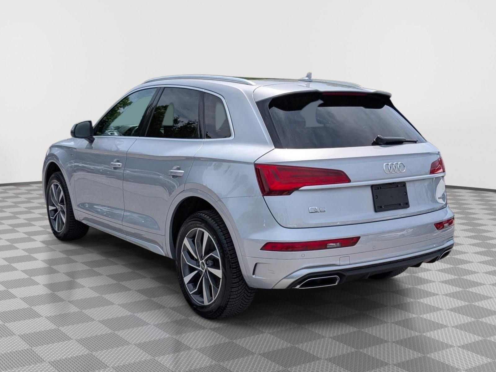 Used 2024 Audi Q5 2.0T Premium Plus AWD/4WD image 3