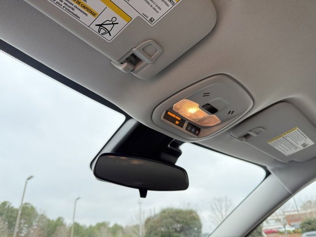 Used 2025 Chevrolet Trax LS image 28