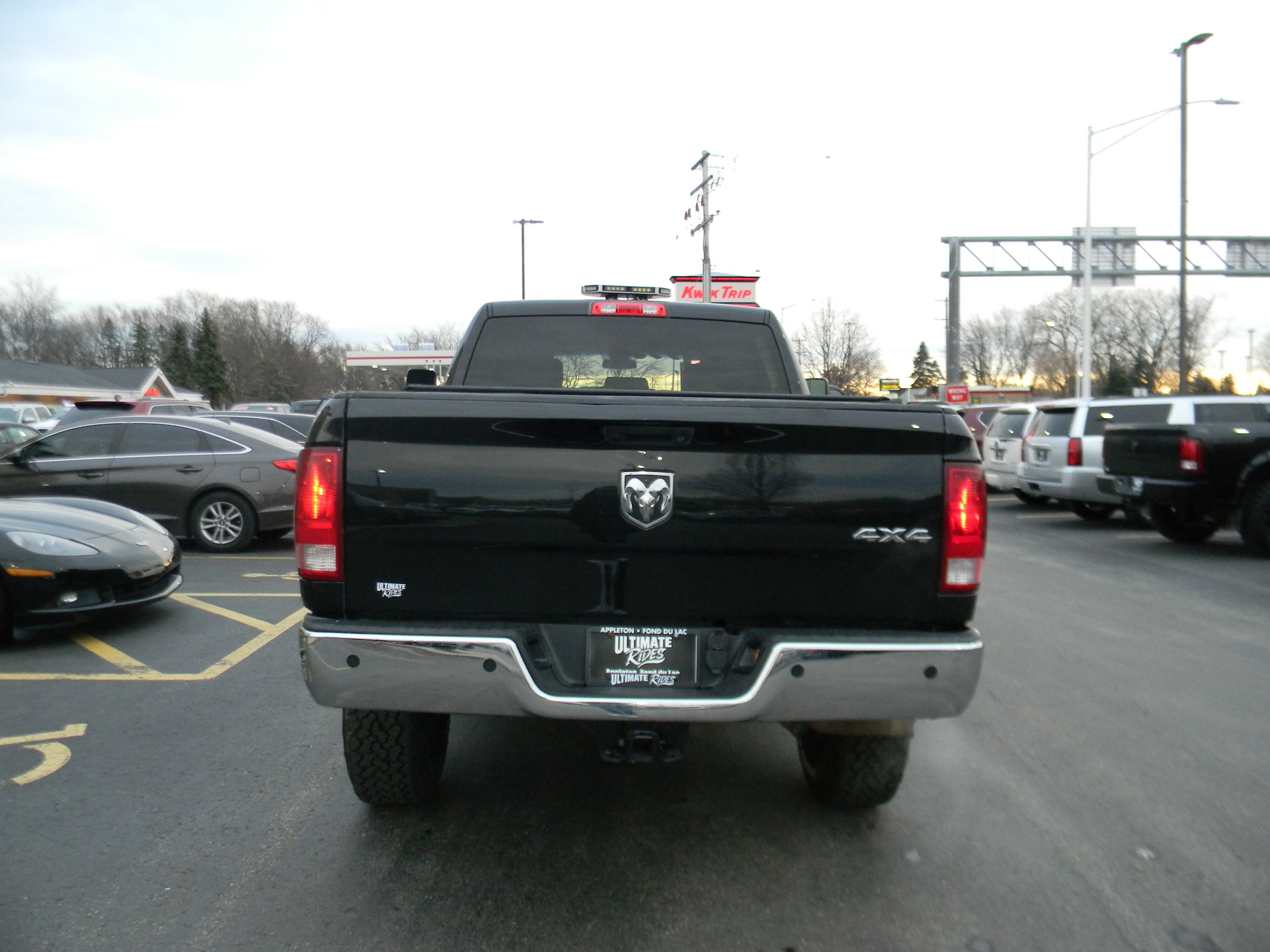 Used 2018 RAM 2500 Tradesman w/ Chrome Appearance Group AWD/4WD image 10