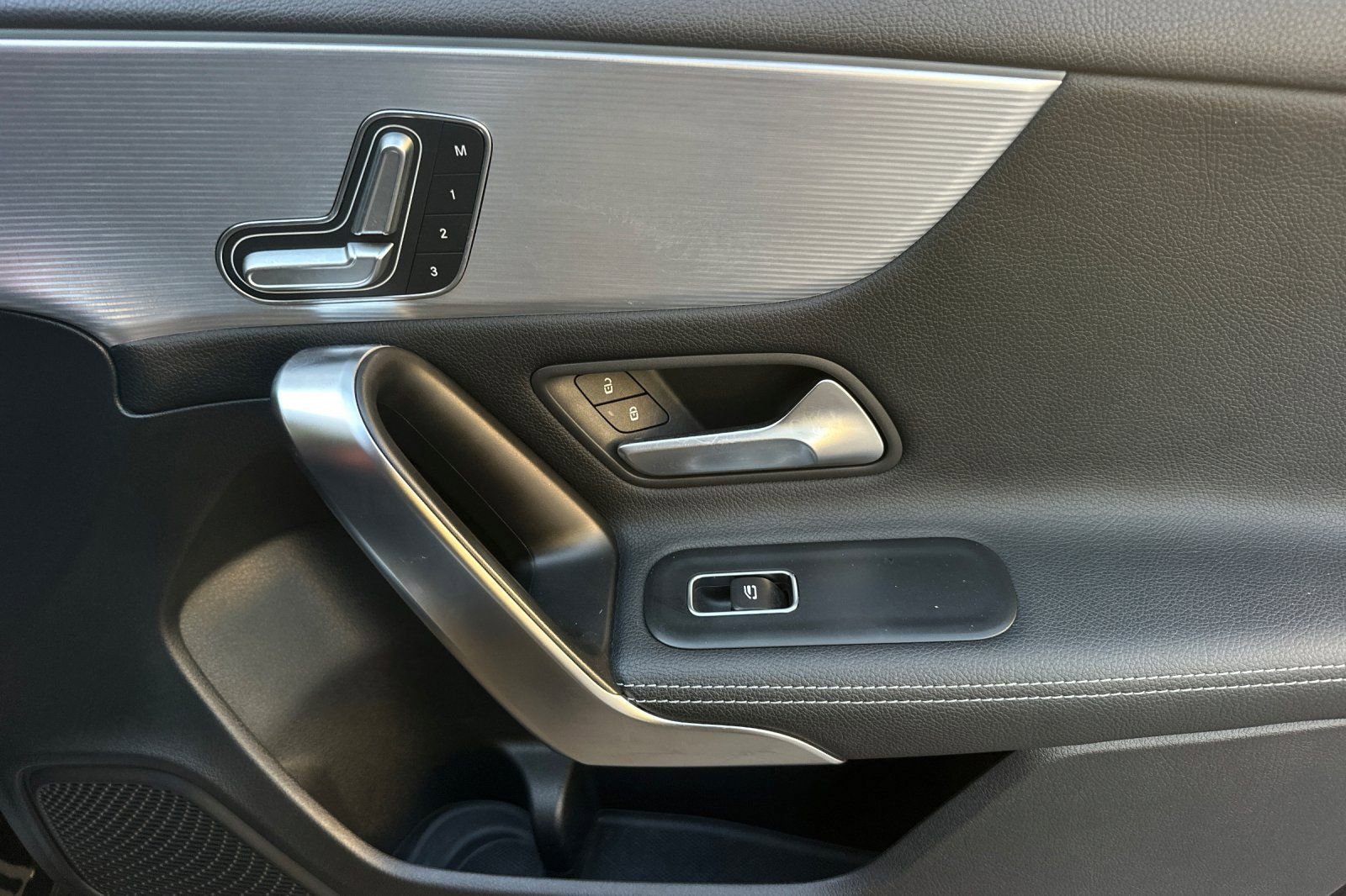 Certified 2021 Mercedes-Benz A 220 A 220 image 31