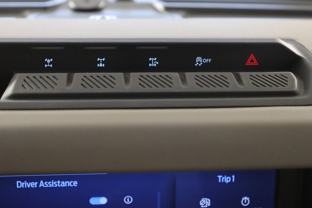 Used 2023 Ford Bronco Wildtrak image 40