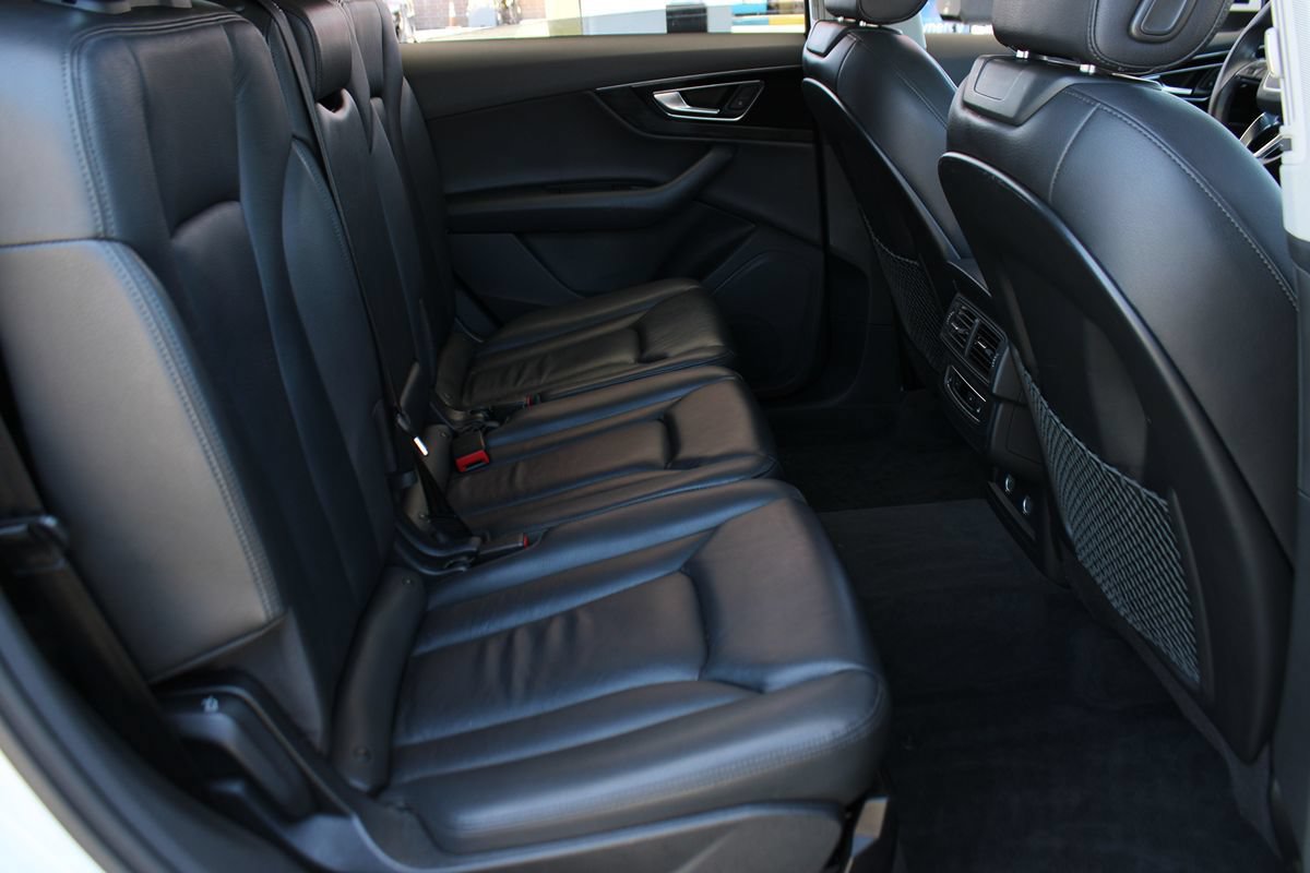 Used 2019 Audi Q7 3.0T Premium w/ Convenience Package AWD/4WD image 30