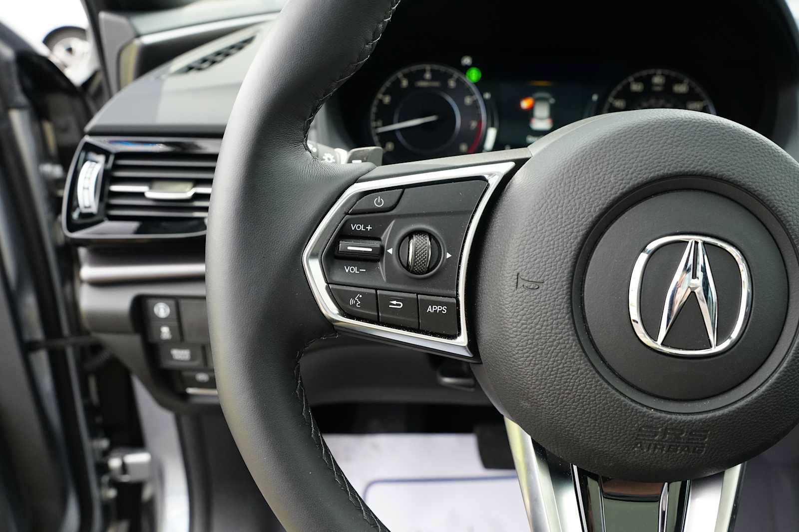 Used 2026 Acura RDX SH-AWD image 18