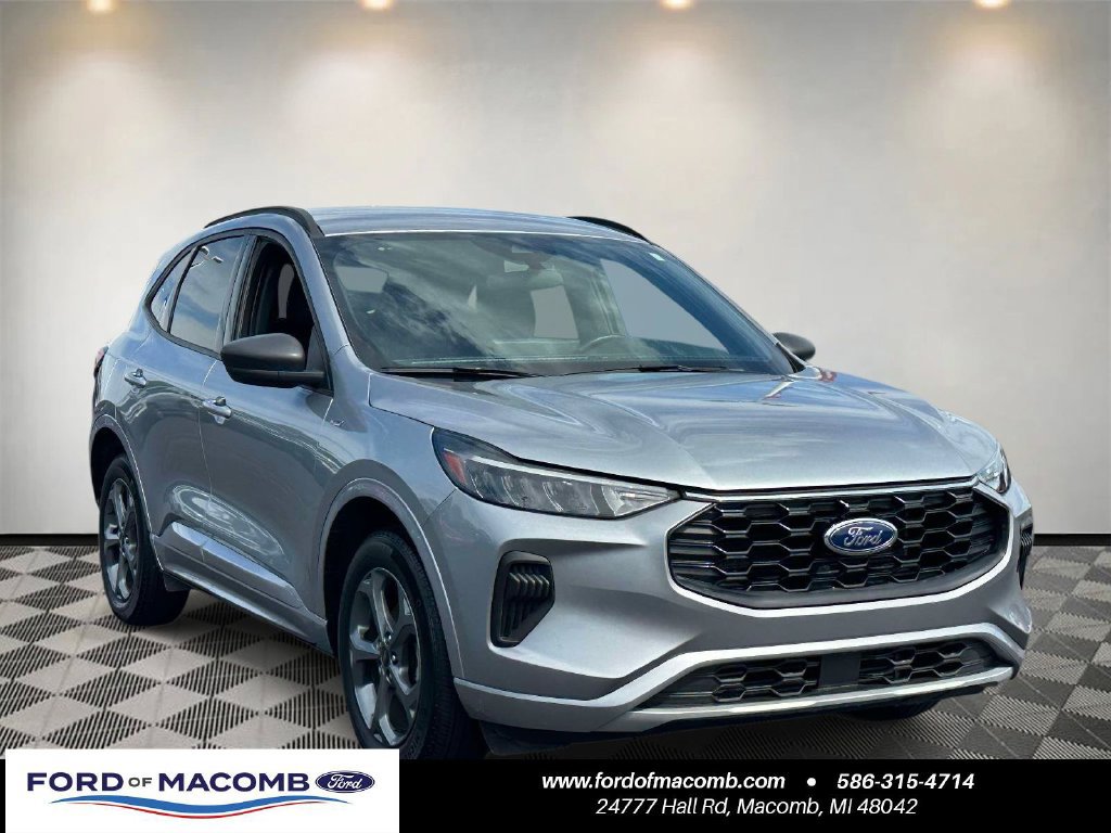Certified 2024 Ford Escape ST-Line w/ Tech Pack #1 AWD/4WD image 1