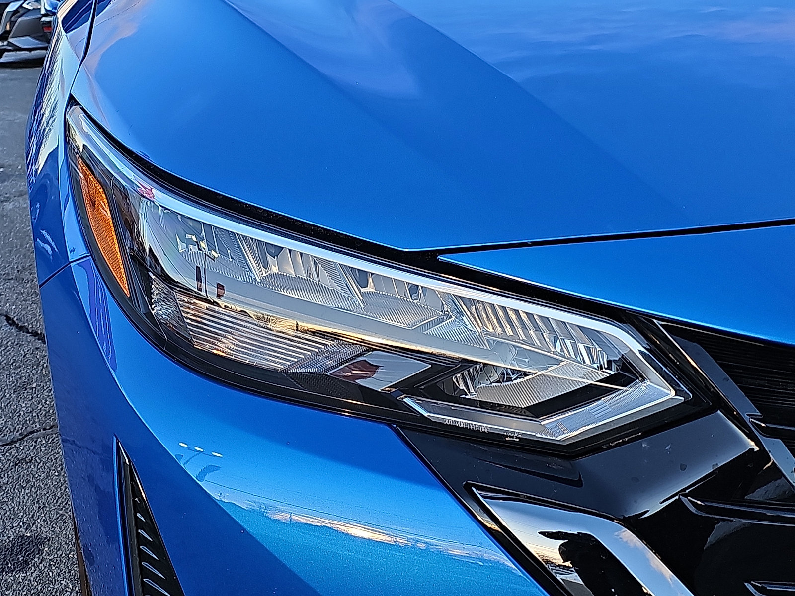 Certified 2025 Nissan Sentra SR w/ SR Premium Package FWD image 10