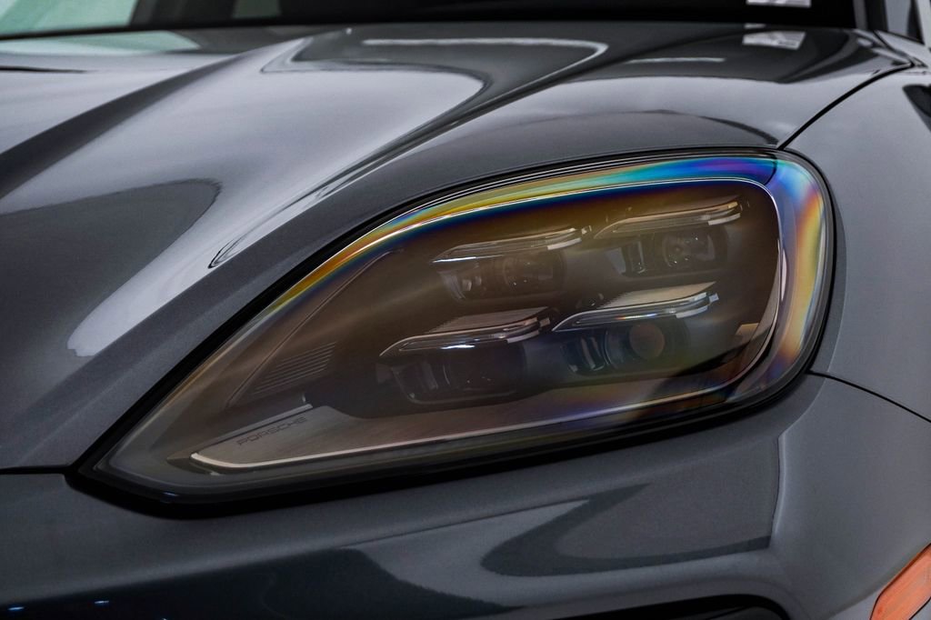 New 2026 Porsche Cayenne image 7