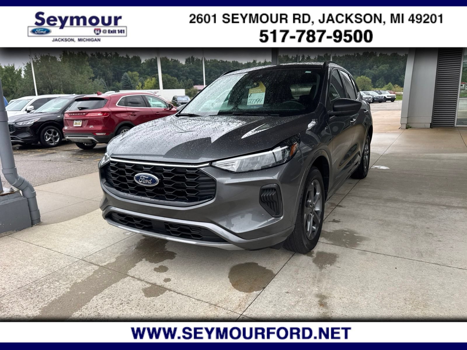 Certified 2024 Ford Escape ST-Line w/ Tech Pack #1 AWD/4WD image 1