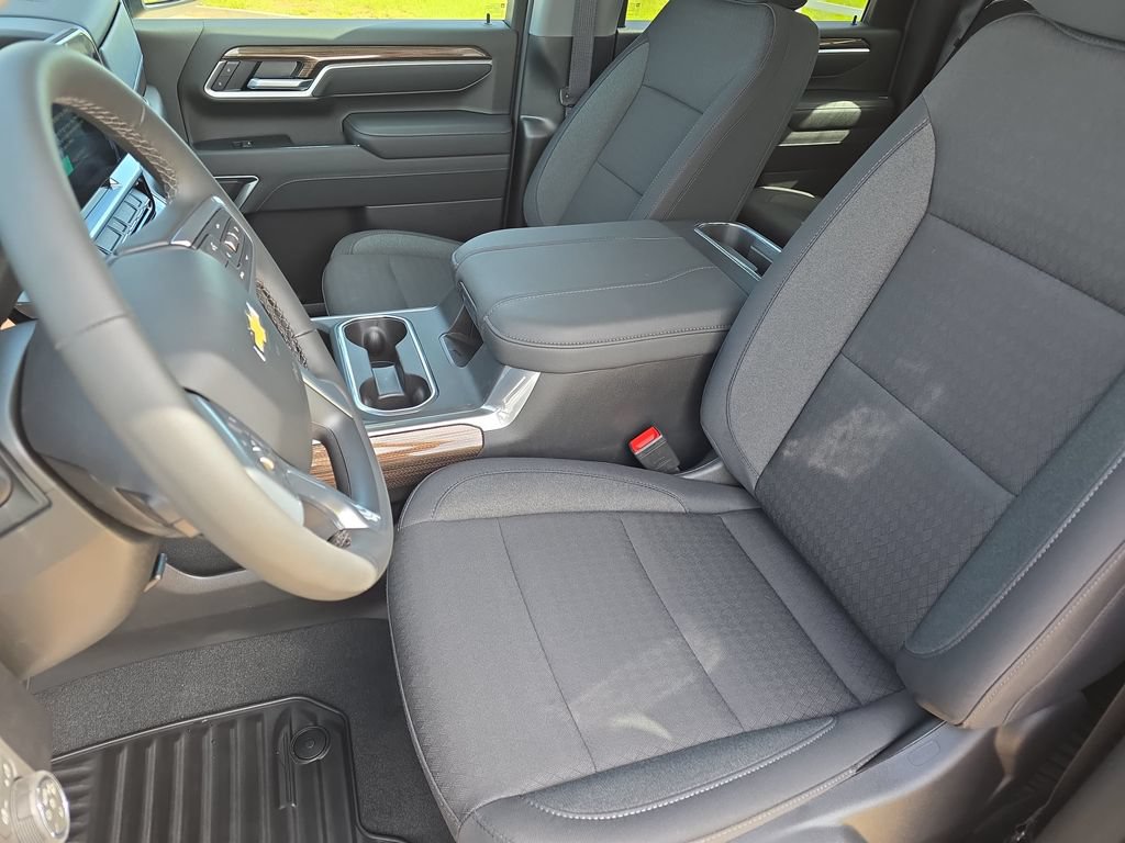 New 2026 Chevrolet Silverado 3500 LT w/ Convenience Package AWD/4WD image 14
