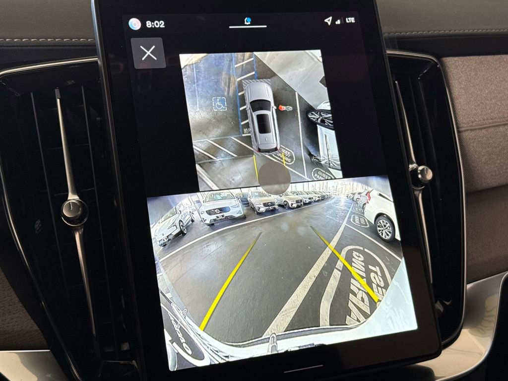 New 2026 Volvo XC90 B6 Plus w/ Protection Package Premier image 20