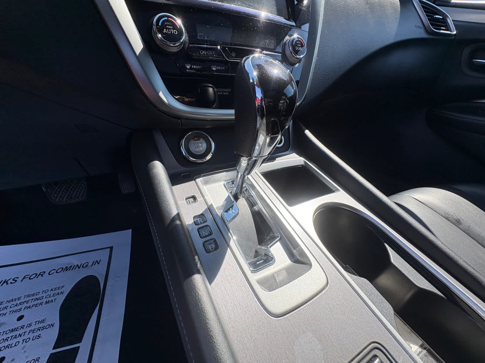 Used 2024 Nissan Murano SV AWD/4WD image 19
