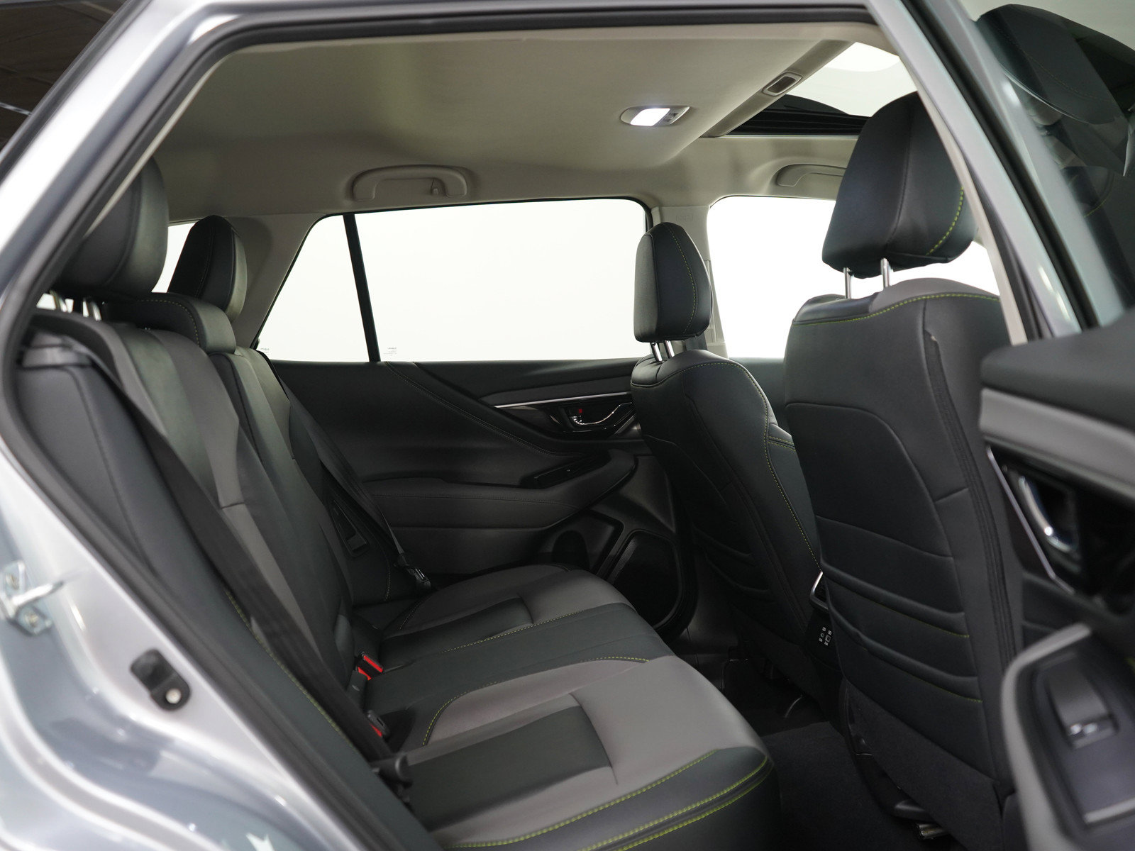 Used 2024 Subaru Outback Onyx Edition AWD/4WD image 13