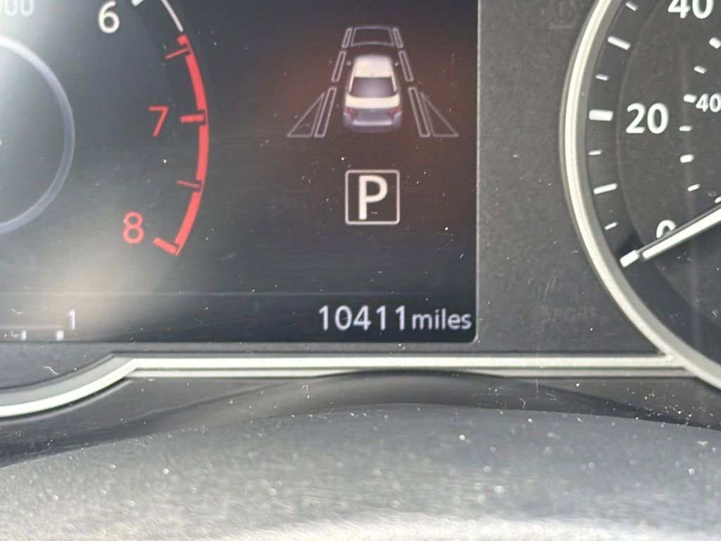 Certified 2025 Nissan Versa SV w/ Trunk Package image 19