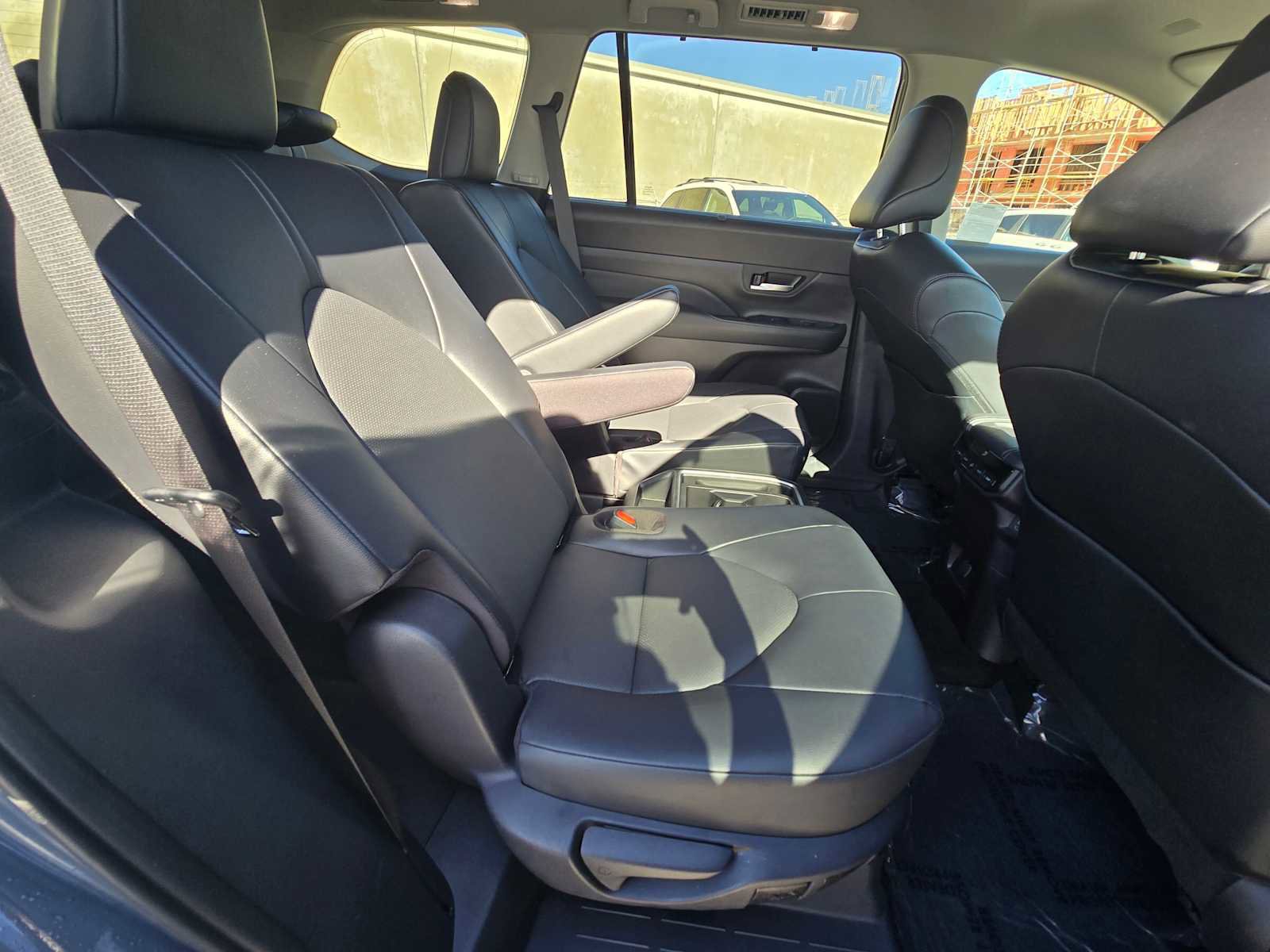 Used 2025 Toyota Grand Highlander AWD image 14