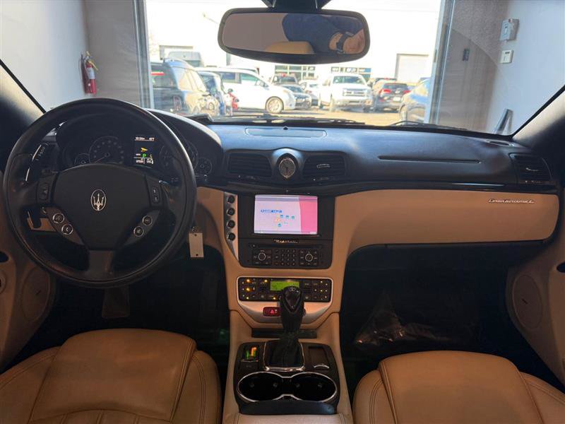 Used 2010 Maserati GranTurismo Convertible RWD image 31