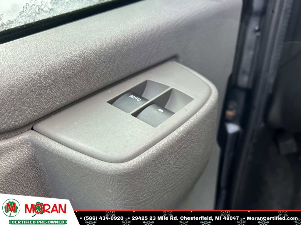 Used 2017 Chevrolet Express 2500 LS image 16