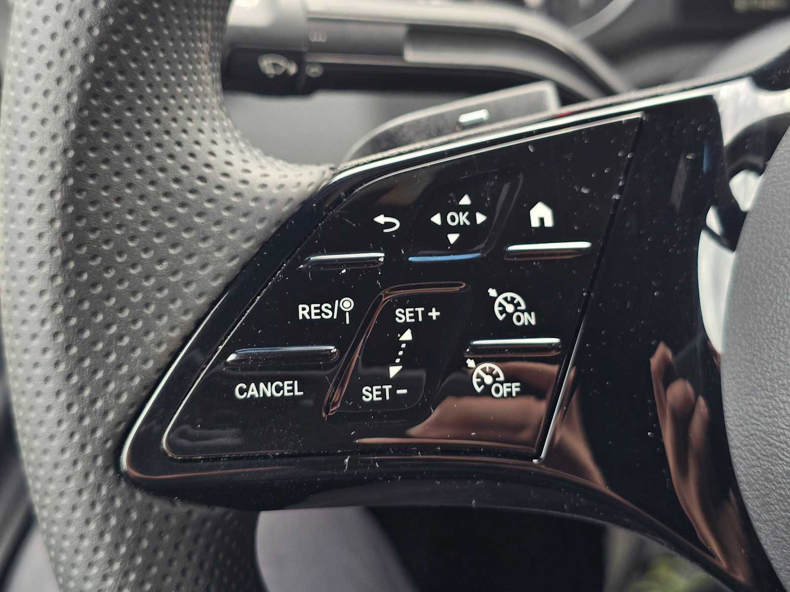 Used 2025 Mercedes-Benz Sprinter 2500 image 27