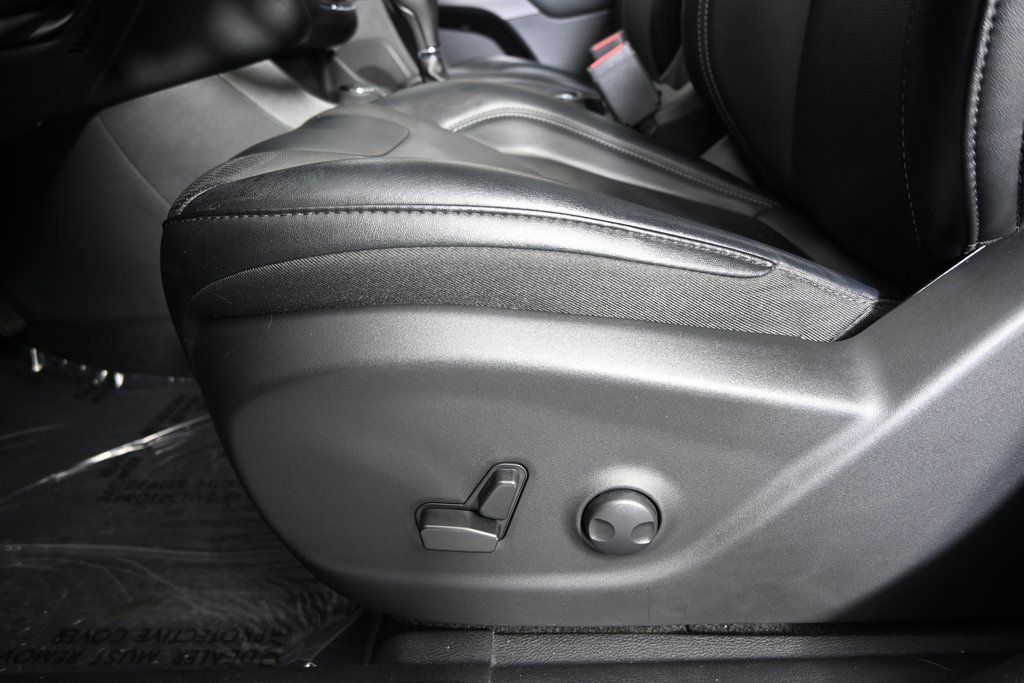 Used 2022 Jeep Cherokee Limited image 22