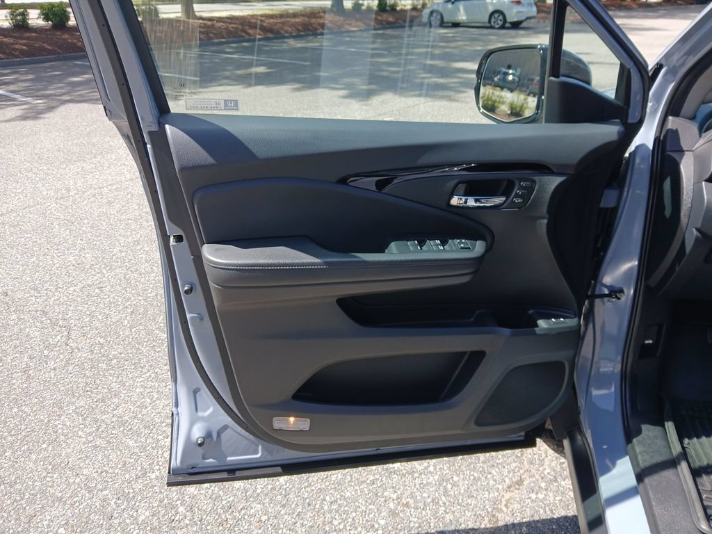 Used 2022 Honda Pilot Elite image 19