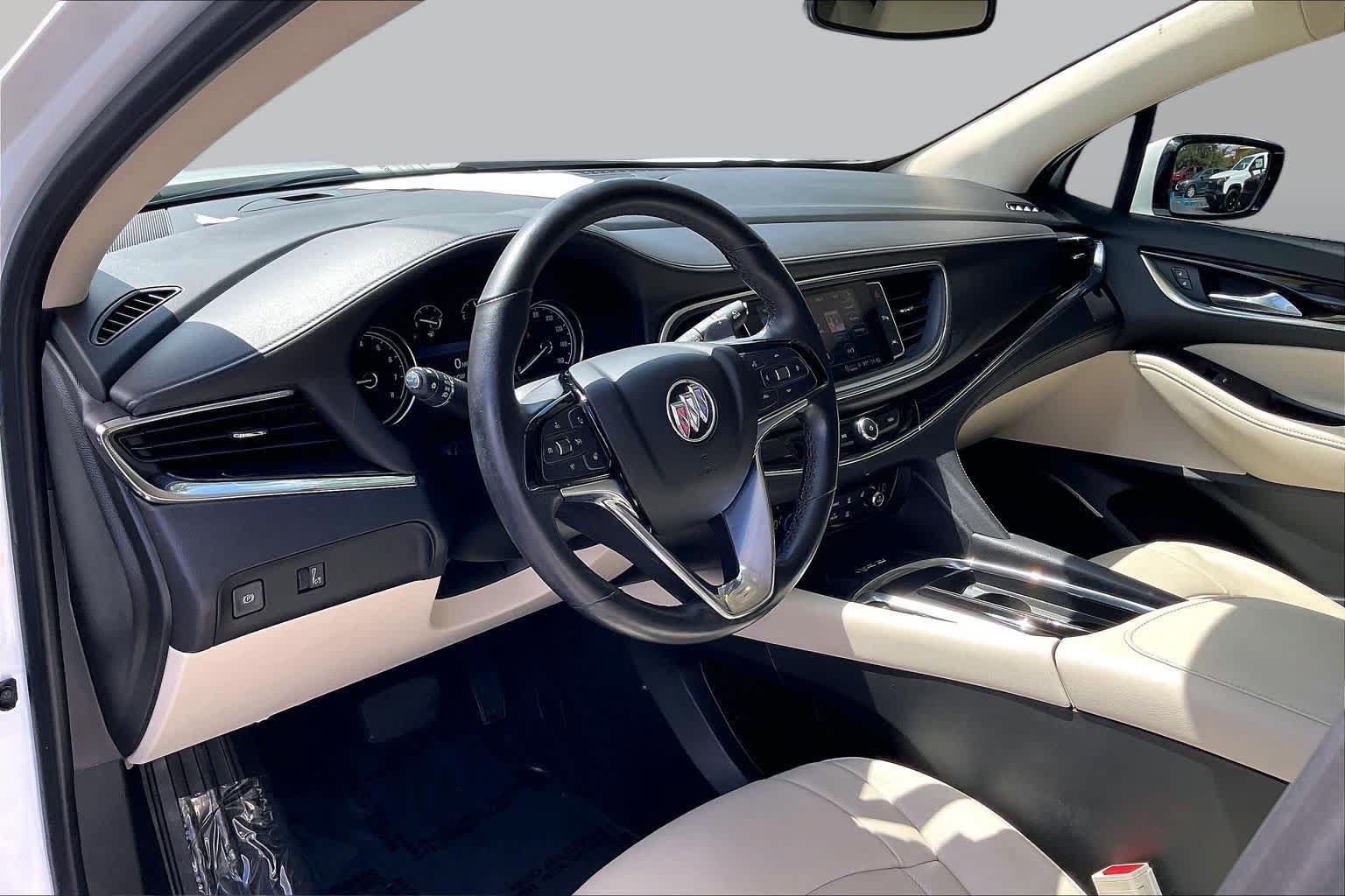 Used 2023 Buick Enclave Essence FWD image 27