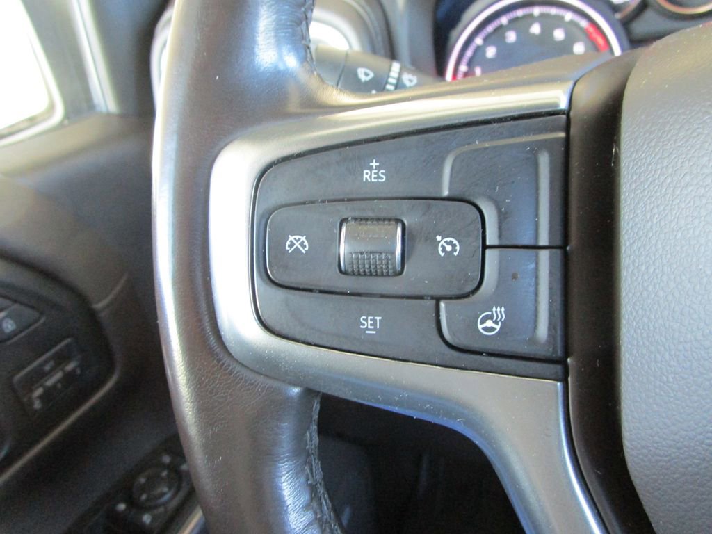 Used 2019 Chevrolet Silverado 1500 LTZ image 38