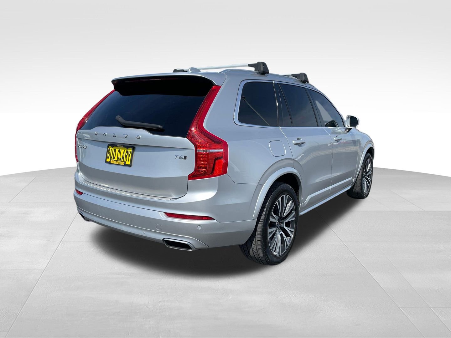 Used 2020 Volvo XC90 T6 Momentum w/ Protection Package Premier image 3