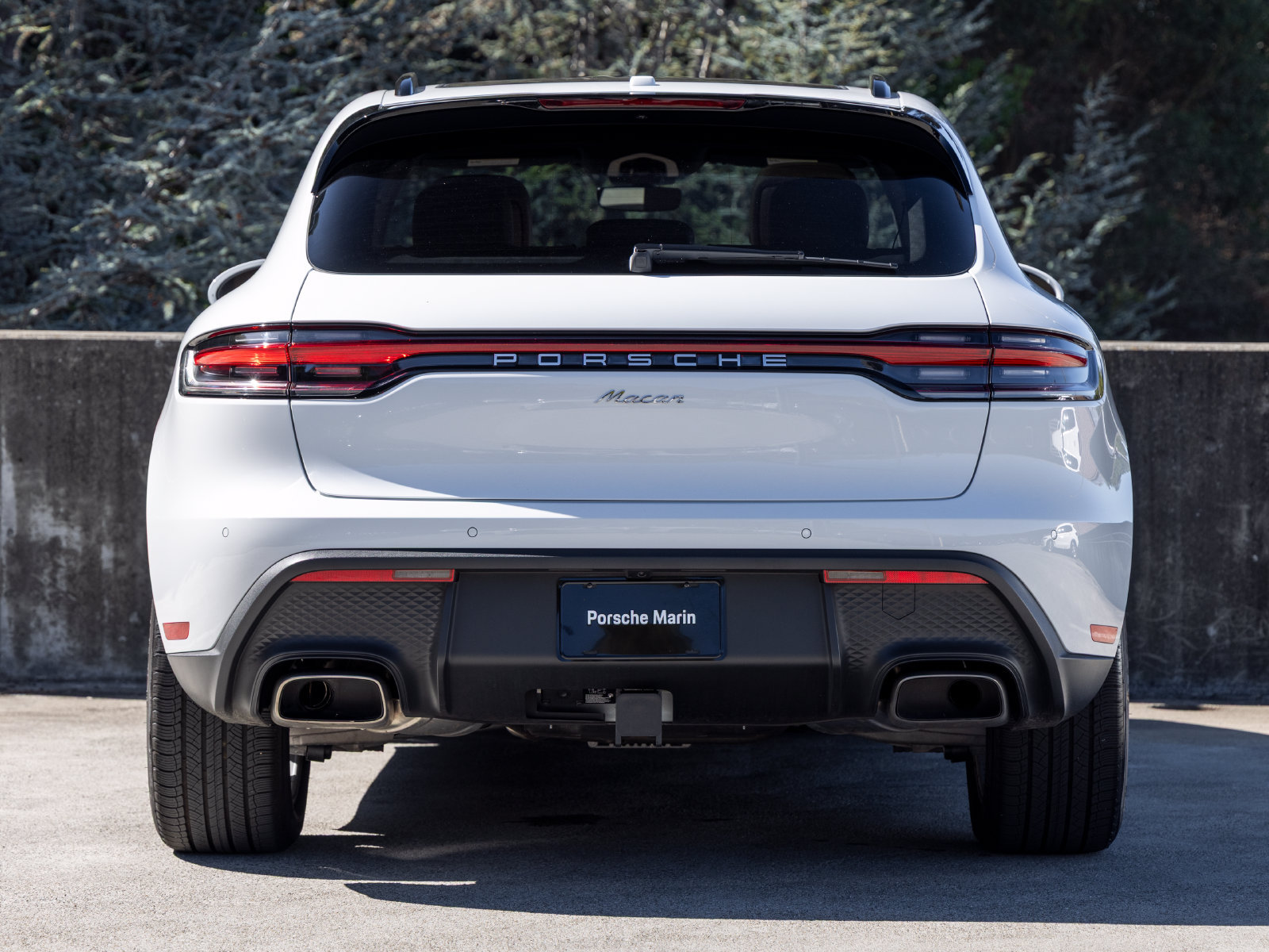 Certified 2026 Porsche Macan AWD/4WD image 10