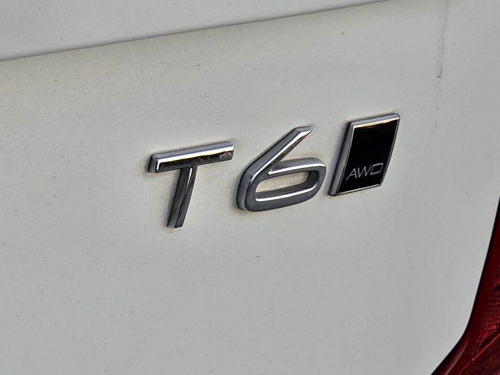 Used 2021 Volvo XC90 T6 Momentum AWD/4WD image 31