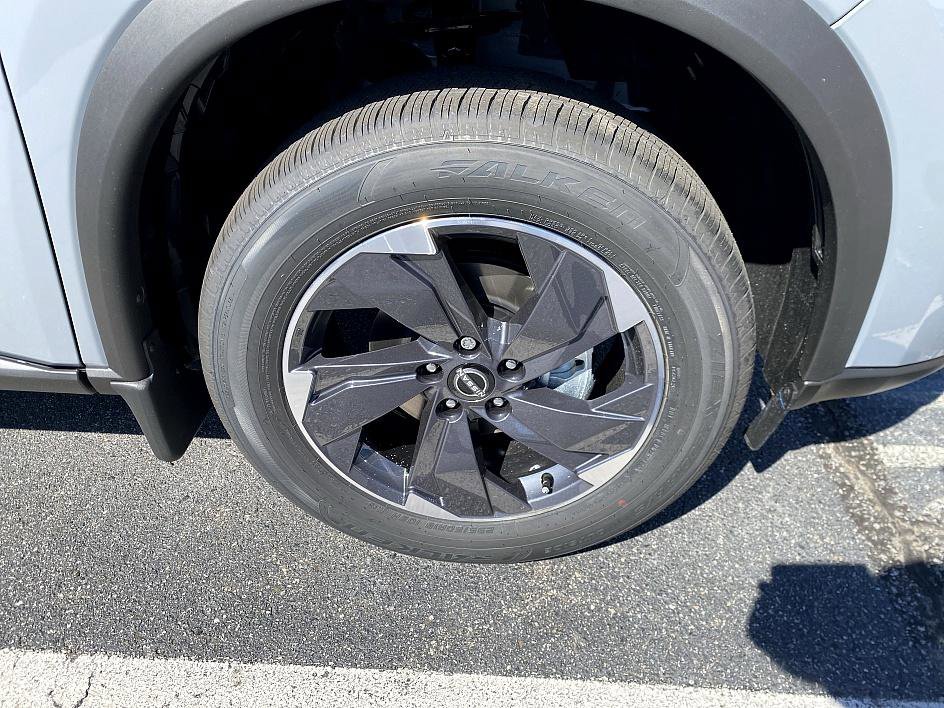 New 2026 Nissan Rogue SV image 21