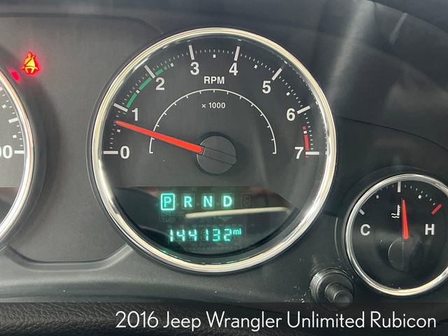 Used 2016 Jeep Wrangler Unlimited Rubicon w/ Connectivity Group image 20