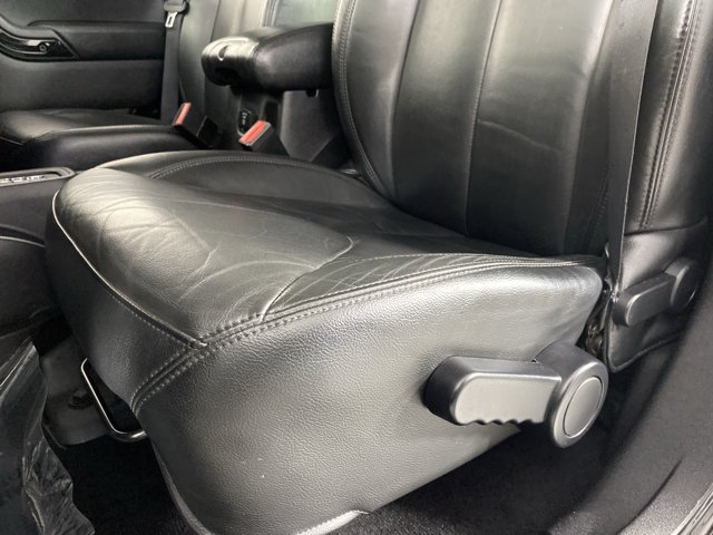 Used 2015 Jeep Wrangler Unlimited Sahara w/ Dual Top Group AWD/4WD image 17