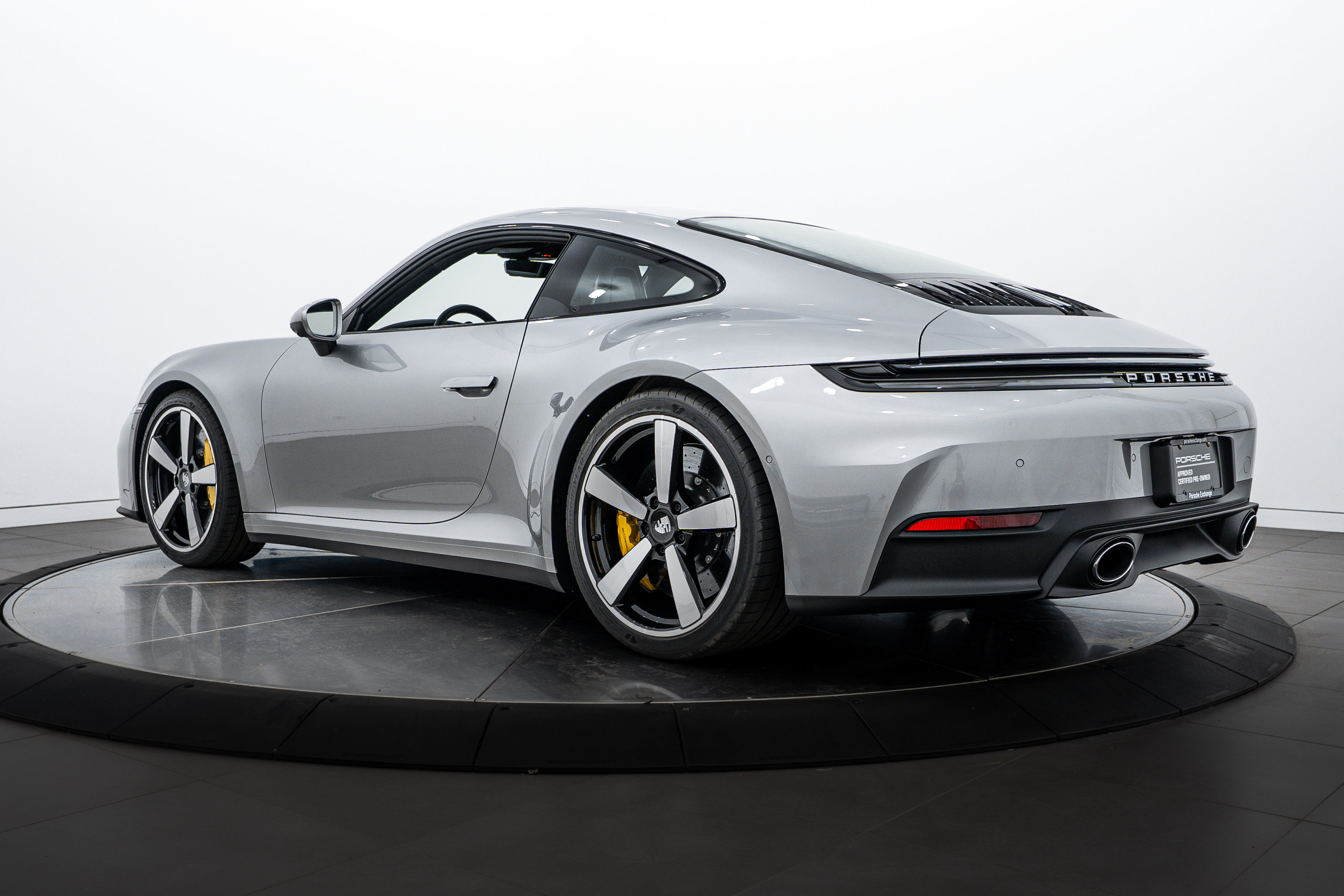 Certified 2025 Porsche 911 Carrera S image 3