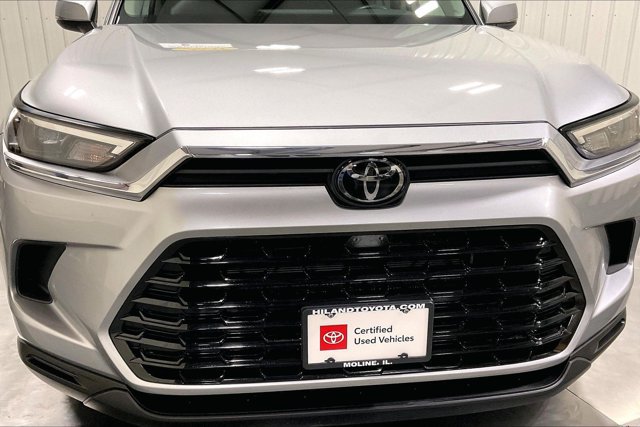 Certified 2025 Toyota Grand Highlander AWD image 32