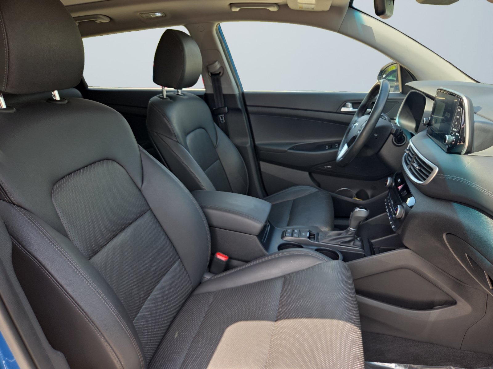 Used 2020 Hyundai Tucson Ultimate w/ Winter Weather Package AWD/4WD image 17