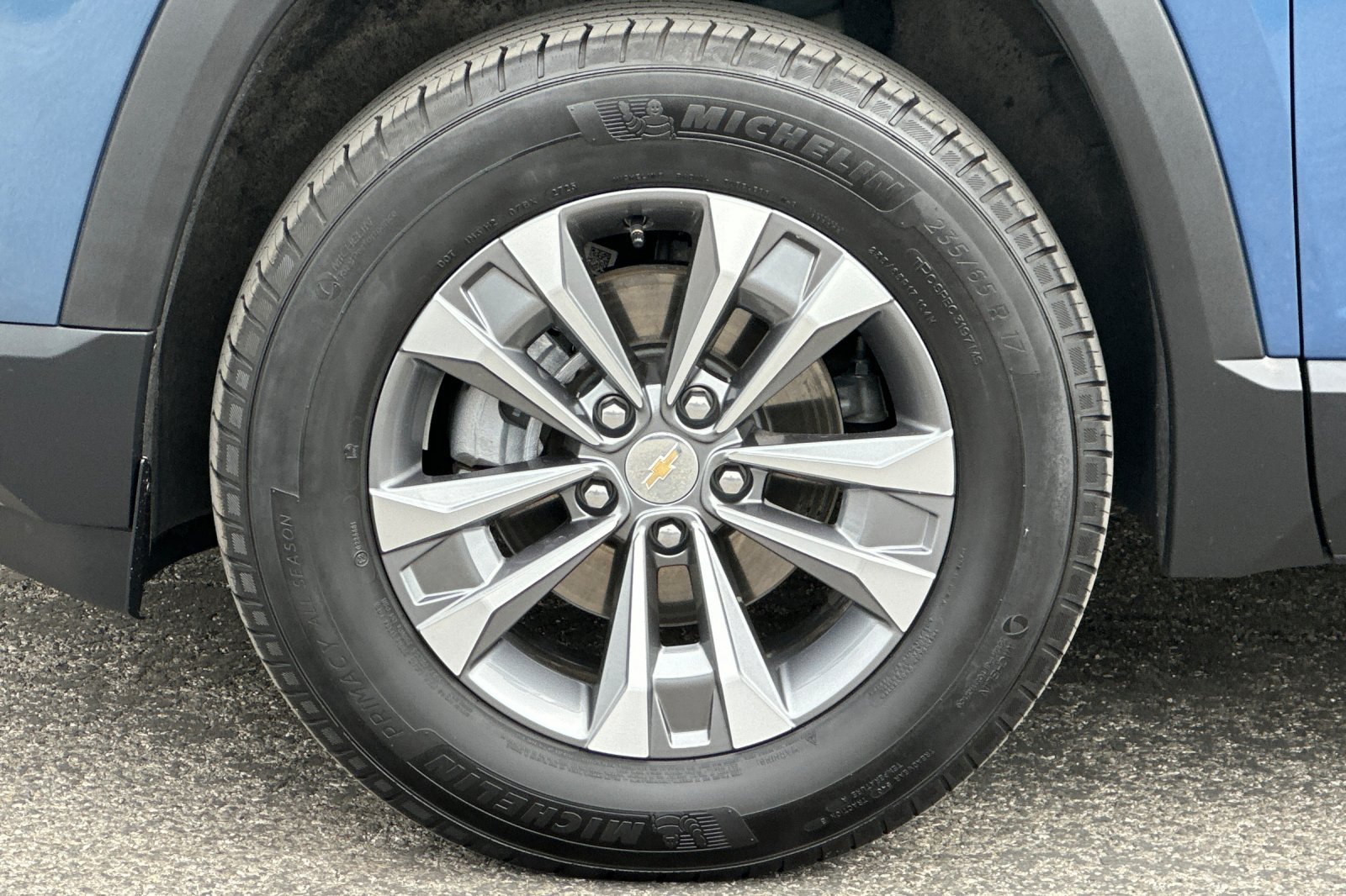 Certified 2026 Chevrolet Equinox LT w/ Convenience Package II AWD/4WD image 37