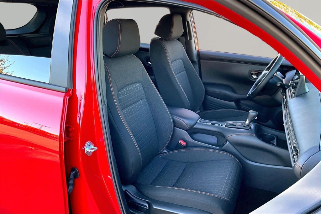 Used 2025 Honda HR-V Sport image 21