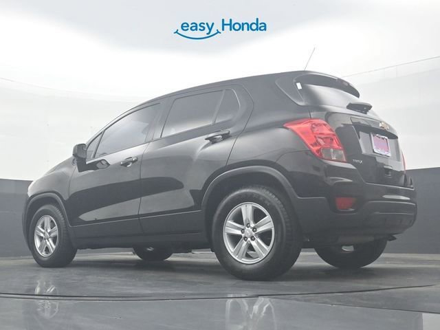 Used 2020 Chevrolet Trax LS image 29
