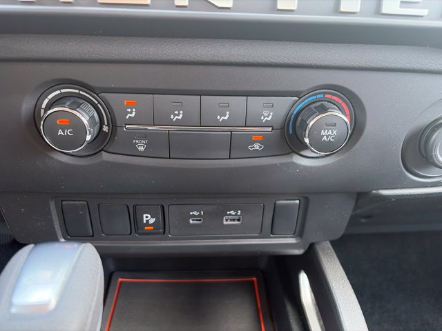 Used 2025 Nissan Frontier SV RWD image 33