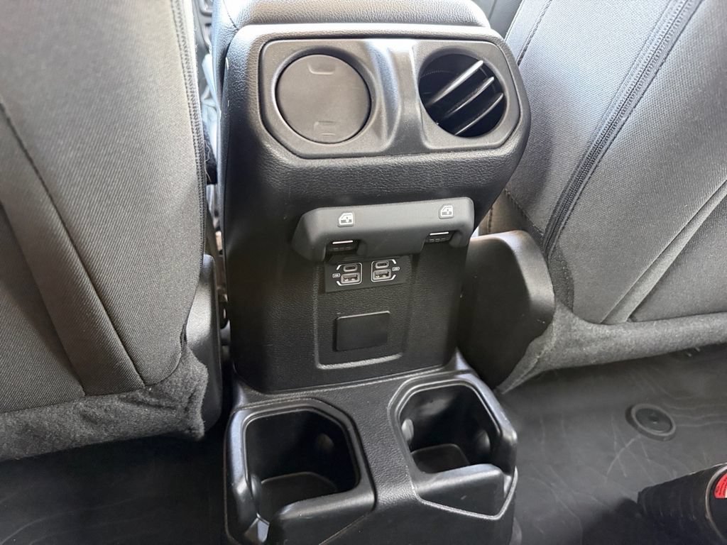 Used 2022 Jeep Gladiator Sport AWD/4WD image 14