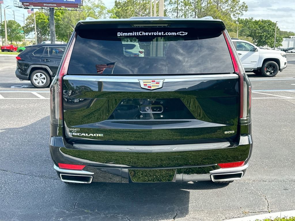 Used 2023 Cadillac Escalade Premium Luxury w/ Performance Package AWD/4WD image 6