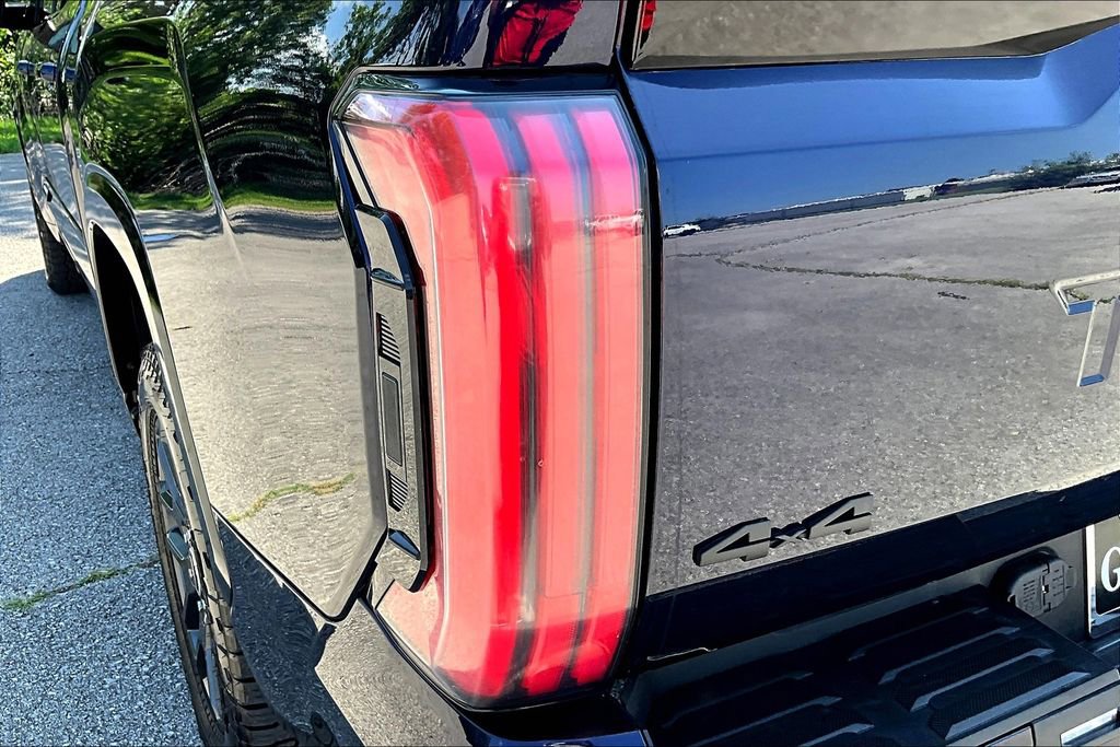 Used 2023 Toyota Tundra Platinum image 44