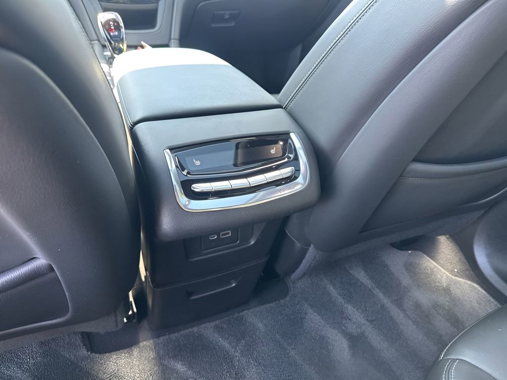 Certified 2023 Cadillac XT6 Premium Luxury w/ Technology Package AWD/4WD image 19